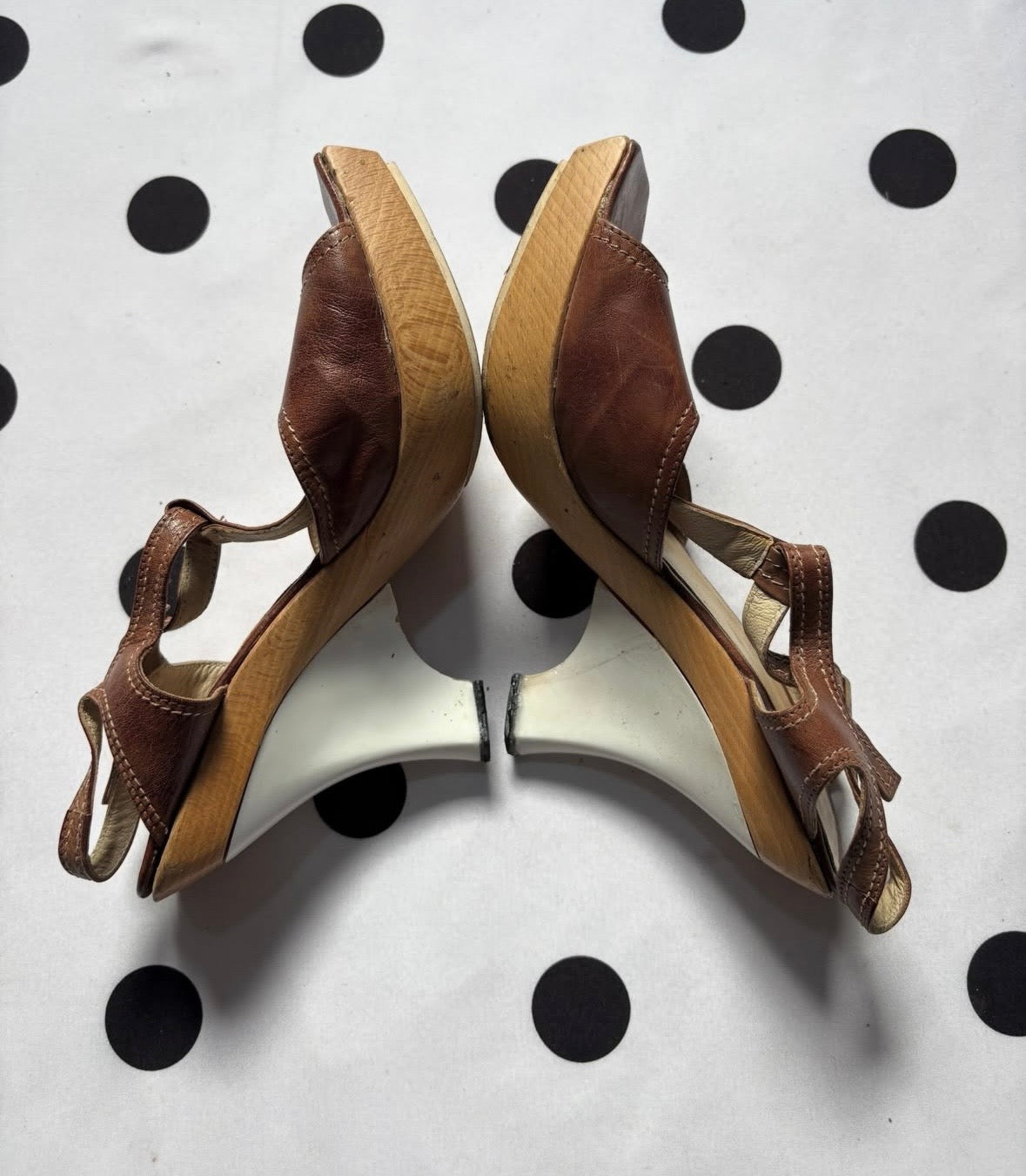 Insane Italian wooden sandals