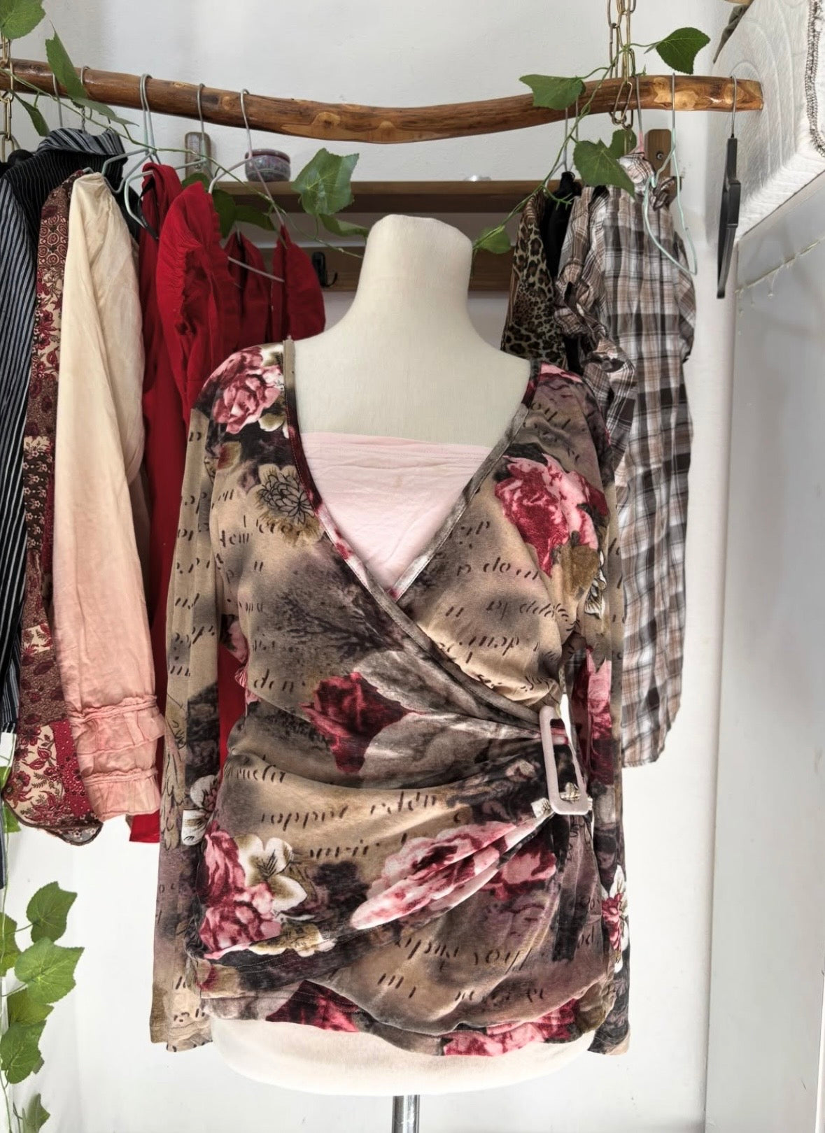 Double layered comfy cotton floral blouse