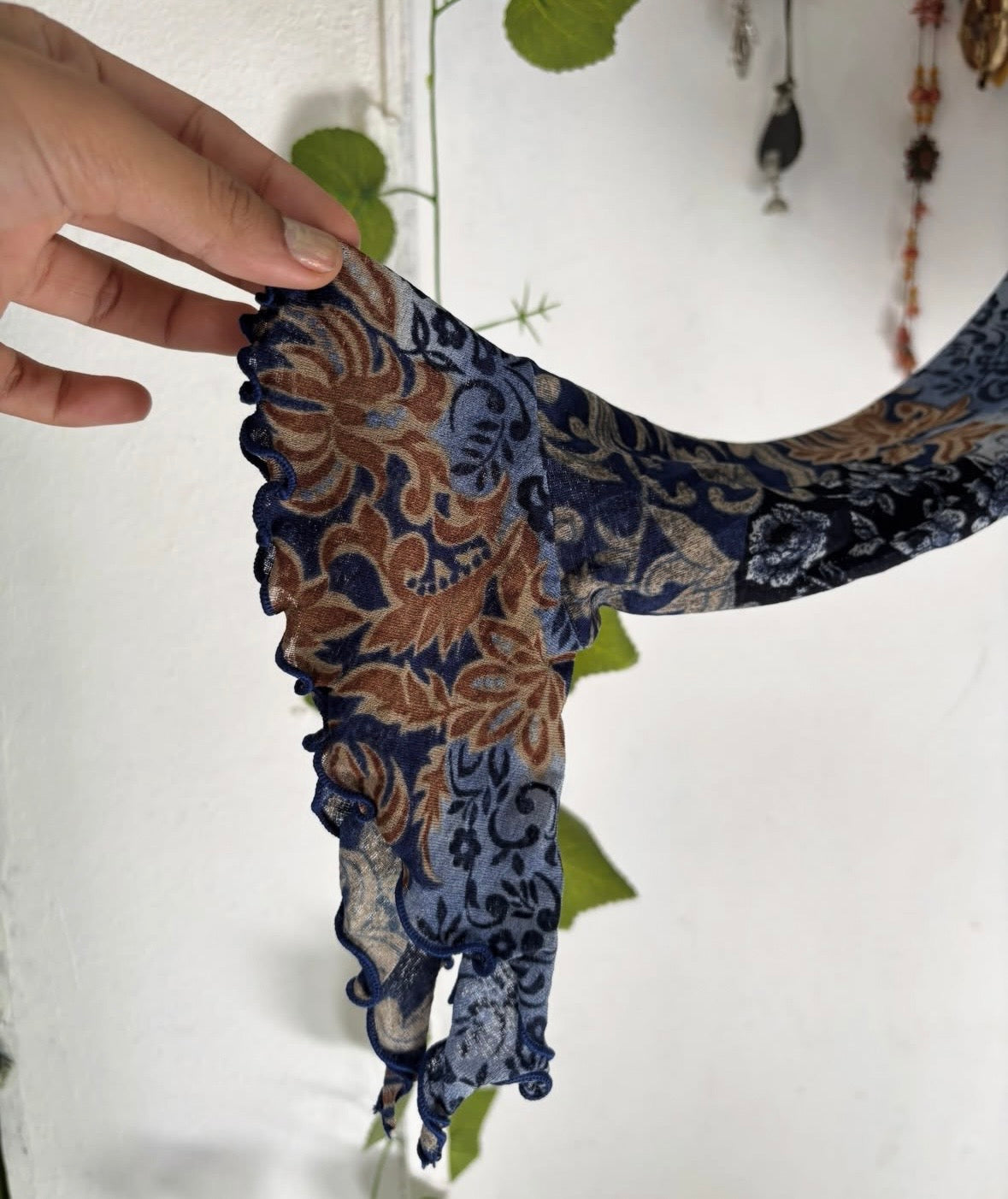 Y2k ruffled blue mesh top in printed leaves