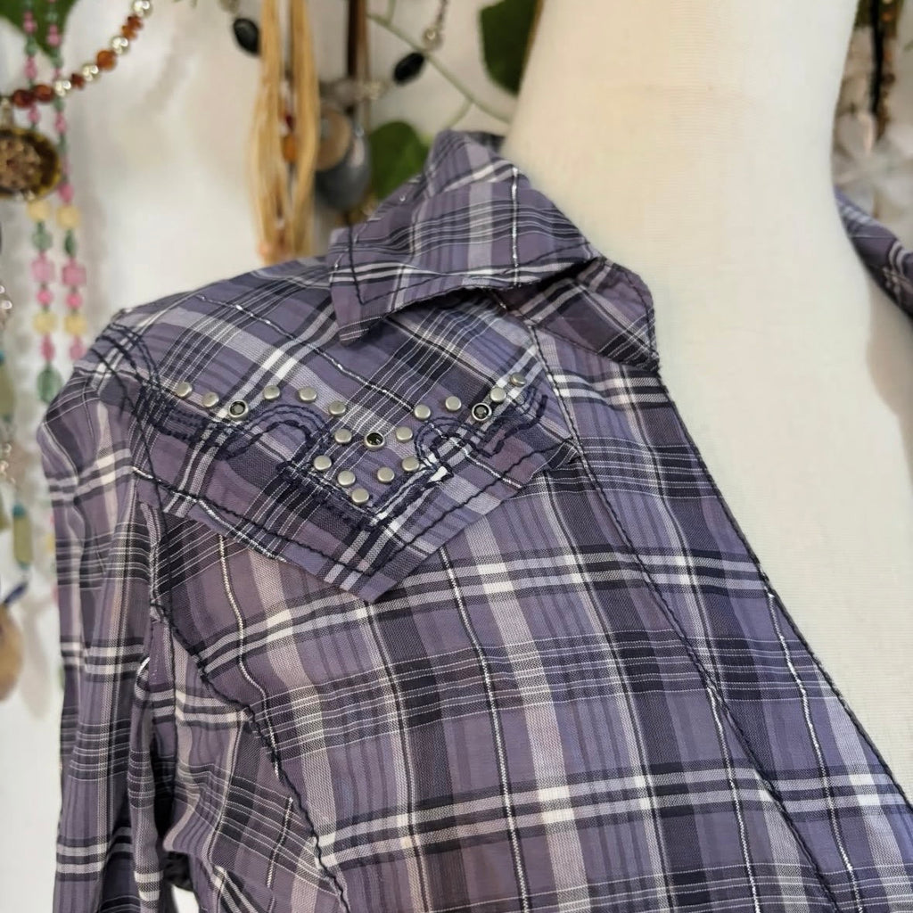 Authentic guess fitted shirt