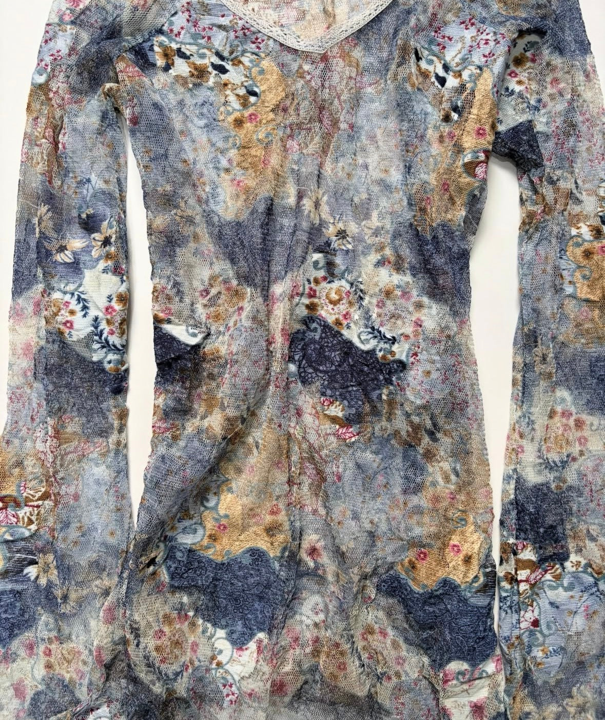 Laced blue floral top